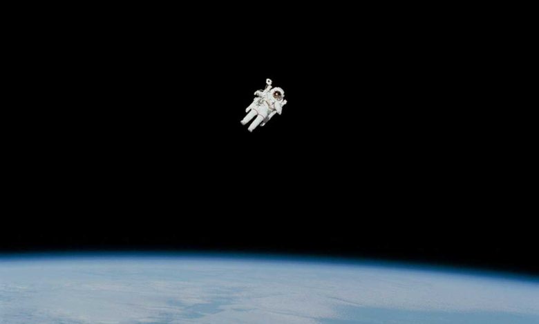 Безос передбачив, що мільйони людей житимуть у космосі «протягом кількох десятиліть»