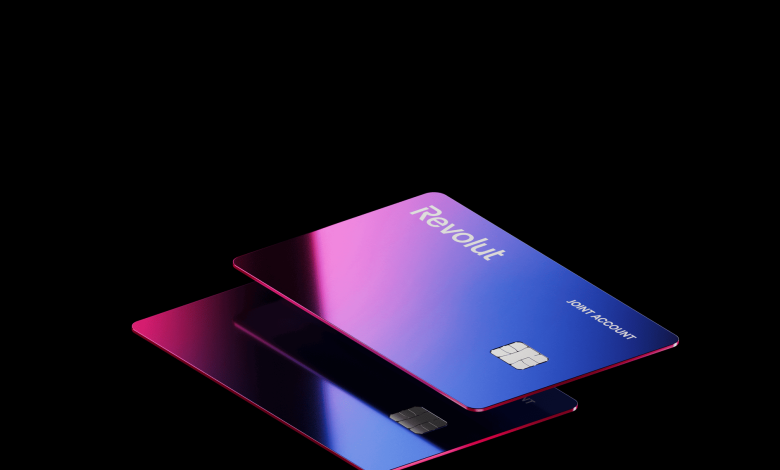 Необанк Revolut закриває рахунки українців