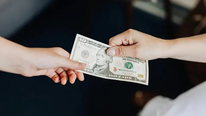 Гендиректора Bithumb підозрюють у хабарі за працевлаштування сина депутата