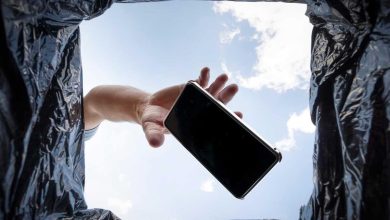 Смартфон проти ШІ-асистента